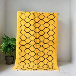 Yellow Berber carpet with Black design 5x8ft