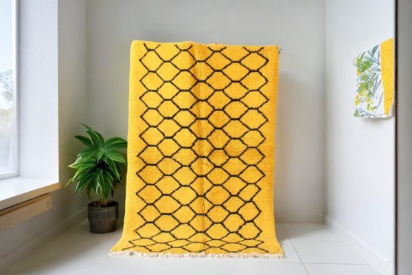 Yellow Berber carpet with Black design 5x8ft