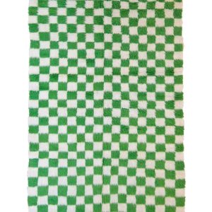 Checkred Berber carpet made from natural wool with green color 5x8ft