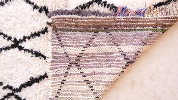 Small Vintage Moroccan berber rug 2x7ft - Image 5