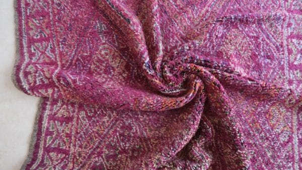 Wool berber carpet with purple color and unique design 7x11ft - Image 7