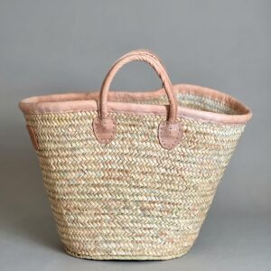 beige straw handbags